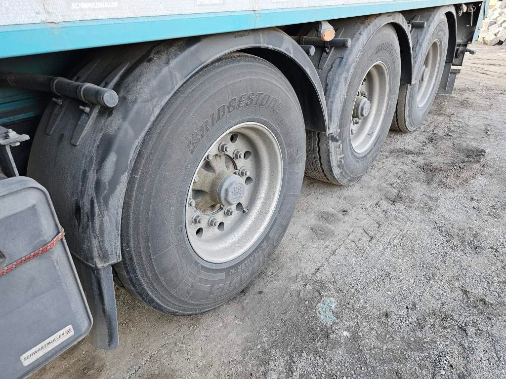 Fahrzeugabbildung Schwarzmüller 58 cbm J-Serie, Funk, Kornschieber 10 mm Boden