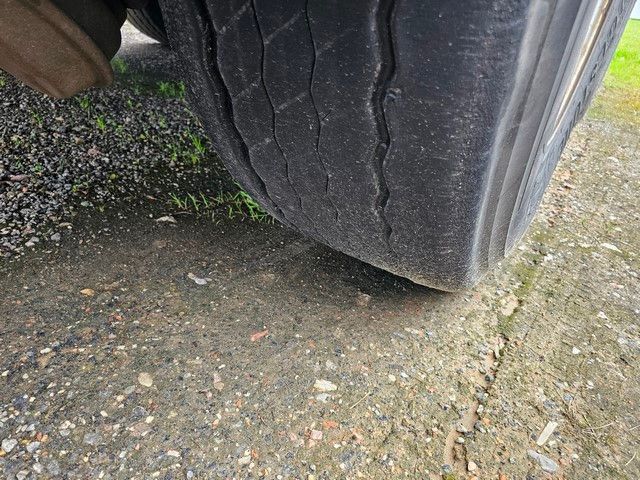 Fahrzeugabbildung Reisch 50 cbm Alumulde, 4.800 Kg leer, Lift, Kornschieb