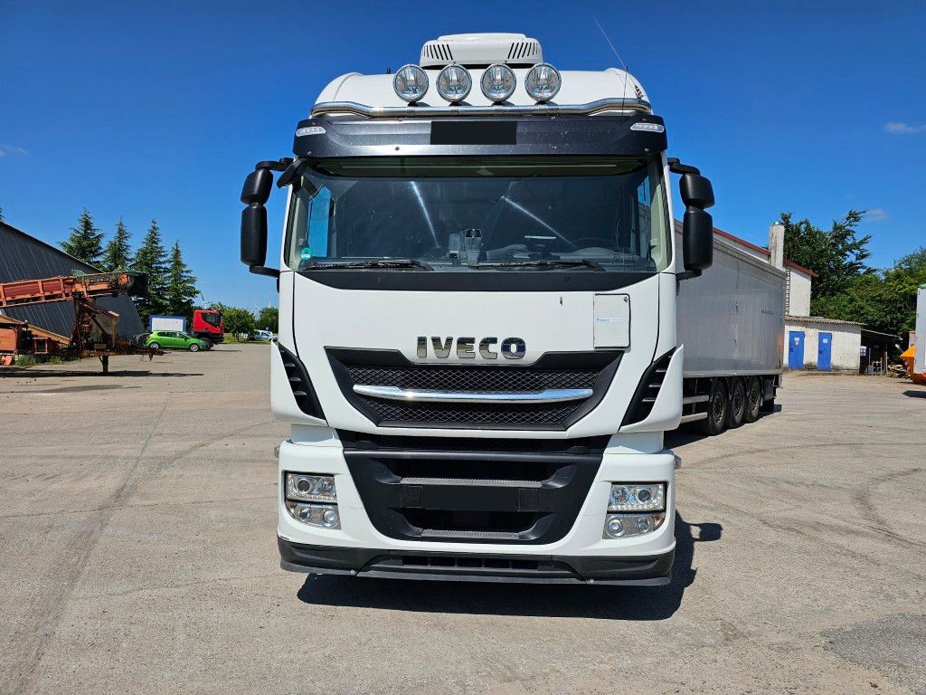 Fahrzeugabbildung Iveco 480 Stralis, Retrader, 2 Kreis-Hydraulik