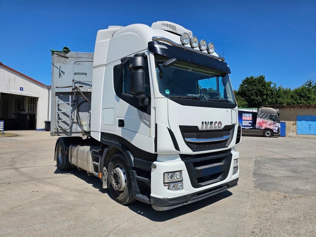 Fahrzeugabbildung Iveco 480 Stralis, Retrader, 2 Kreis-Hydraulik