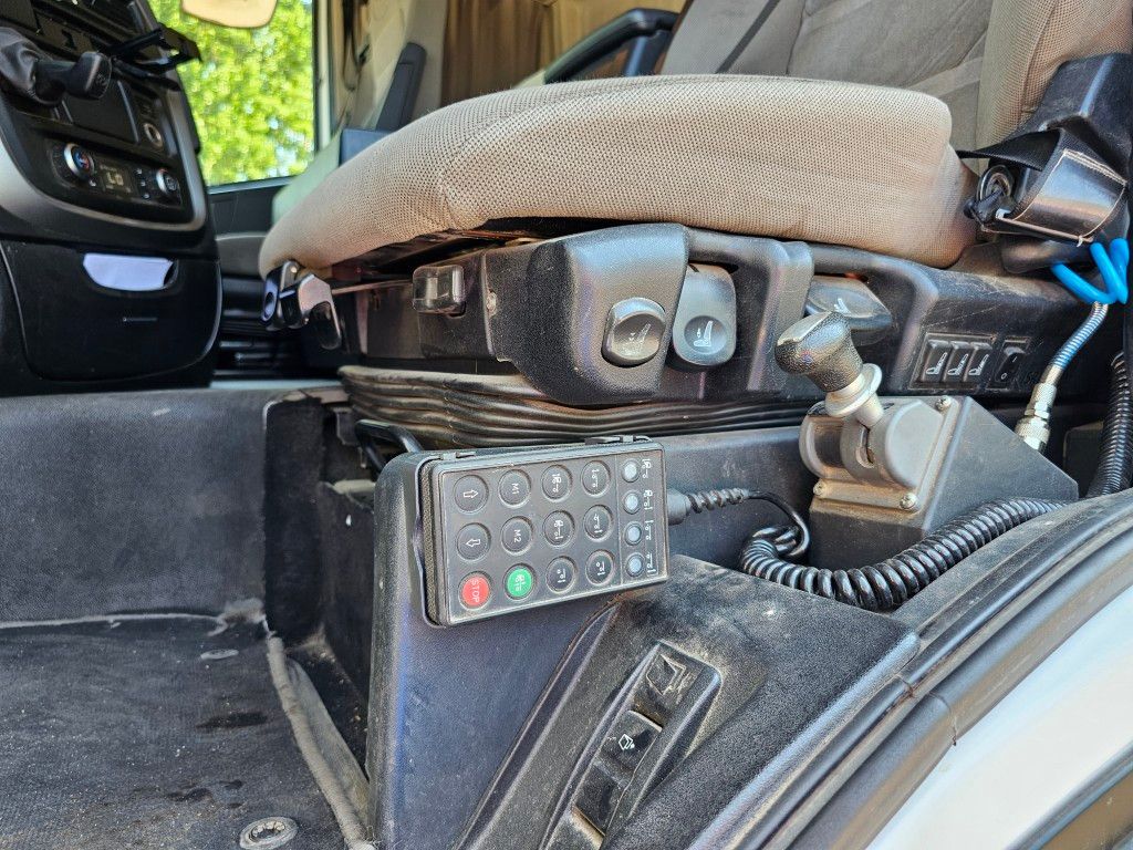Fahrzeugabbildung Iveco 480 Stralis, Euro 6, 2 Kreishydr, Retarder
