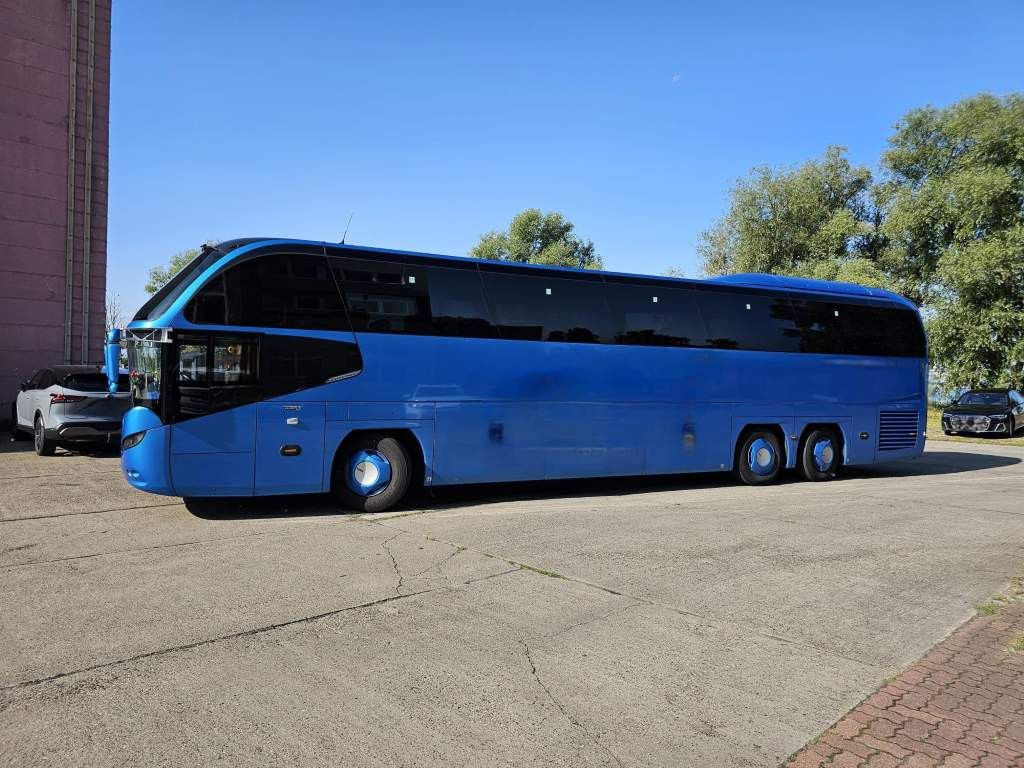 Fahrzeugabbildung Neoplan Cityliner L 52+1+1, B.2007.46.007
