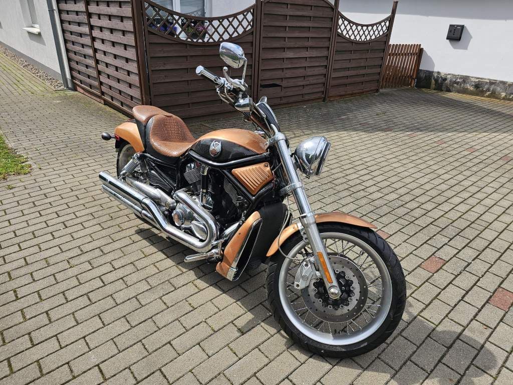 Fahrzeugabbildung Harley-Davidson VR 1 /VRSCA V-Road,VRSCB V-Road