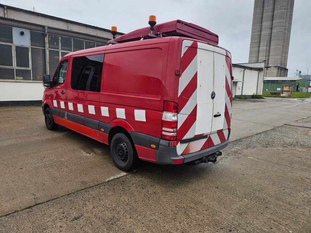 Fahrzeugabbildung Mercedes-Benz 316 lang&hoch, BDF, neuer Motor, kleiner Unfall