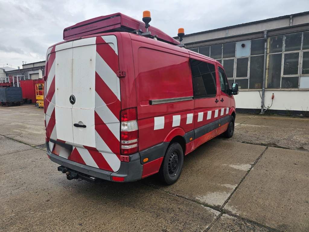 Fahrzeugabbildung Mercedes-Benz 316 lang&hoch, BDF, neuer Motor, kleiner Unfall
