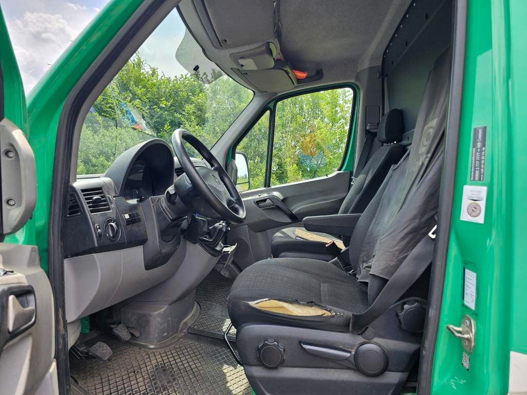 Fahrzeugabbildung Mercedes-Benz Sprinter 3,5 to, 313, 4 x 4 untersetzt, 6 Gang