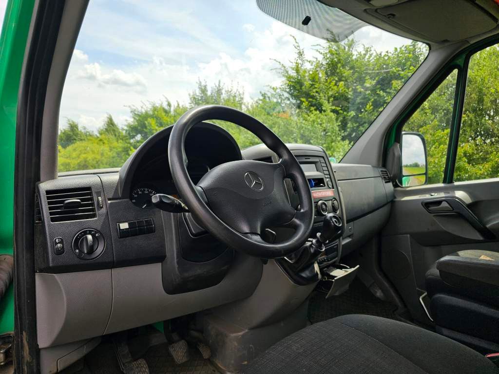 Fahrzeugabbildung Mercedes-Benz Sprinter 3,5 to, 313, 4 x 4 untersetzt, 6 Gang