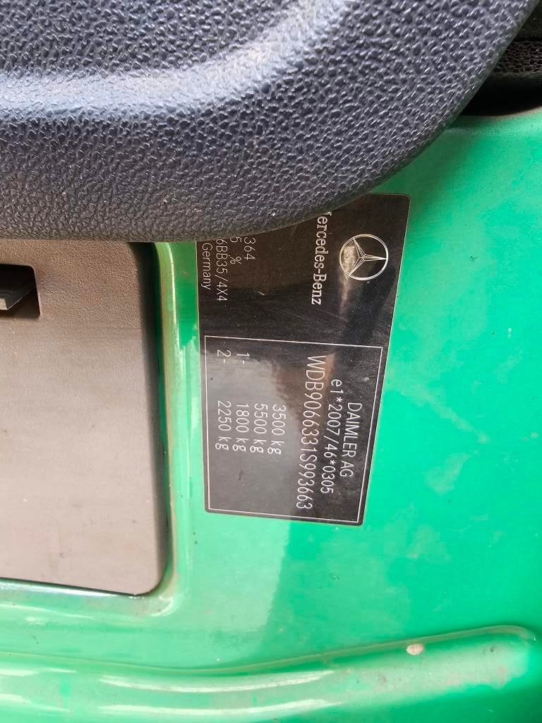 Fahrzeugabbildung Mercedes-Benz Sprinter 3,5 to, 313, 4 x 4 untersetzt, 6 Gang