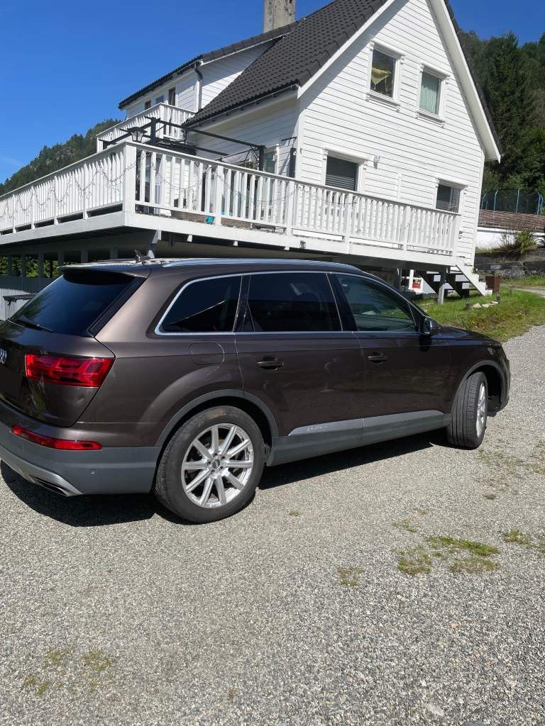 Fahrzeugabbildung Audi Q7 50 TDI quattro tiptronic