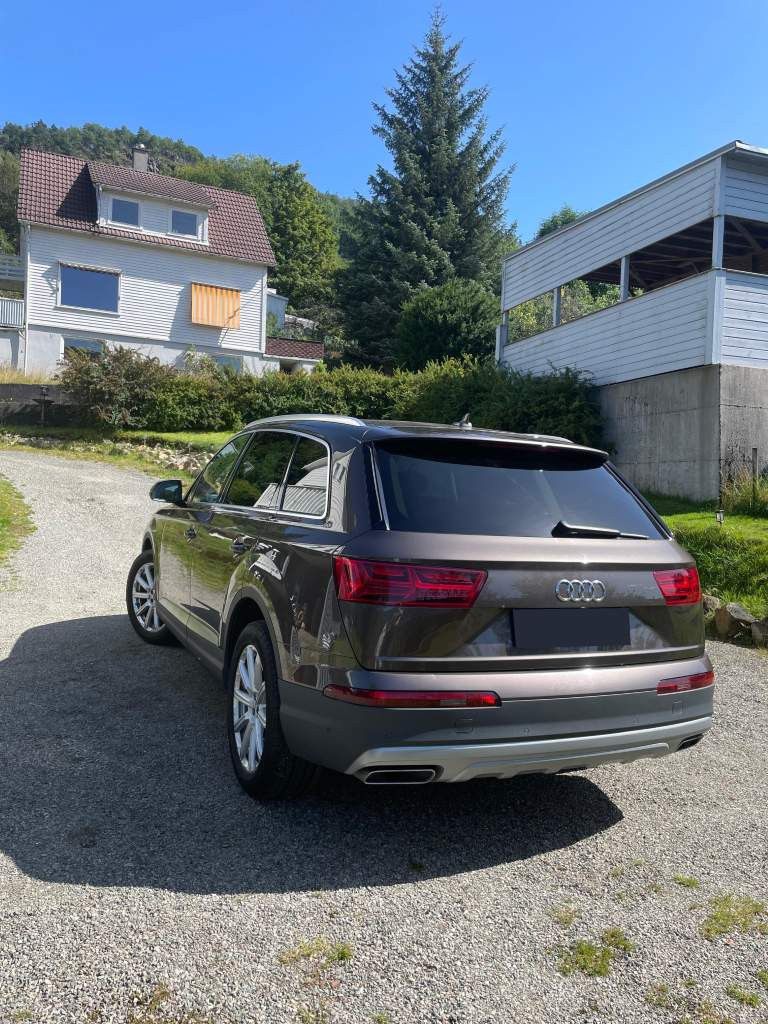 Fahrzeugabbildung Audi Q7 50 TDI quattro tiptronic