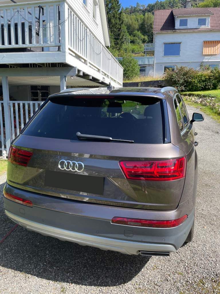 Fahrzeugabbildung Audi Q7 50 TDI quattro tiptronic