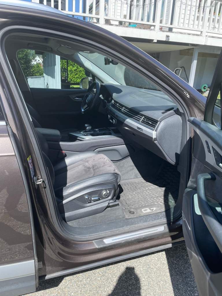 Fahrzeugabbildung Audi Q7 50 TDI quattro tiptronic
