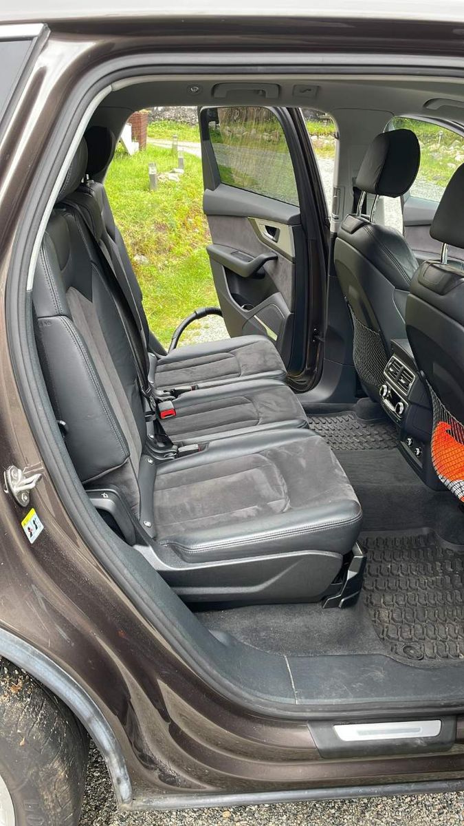 Fahrzeugabbildung Audi Q7 50 TDI quattro tiptronic