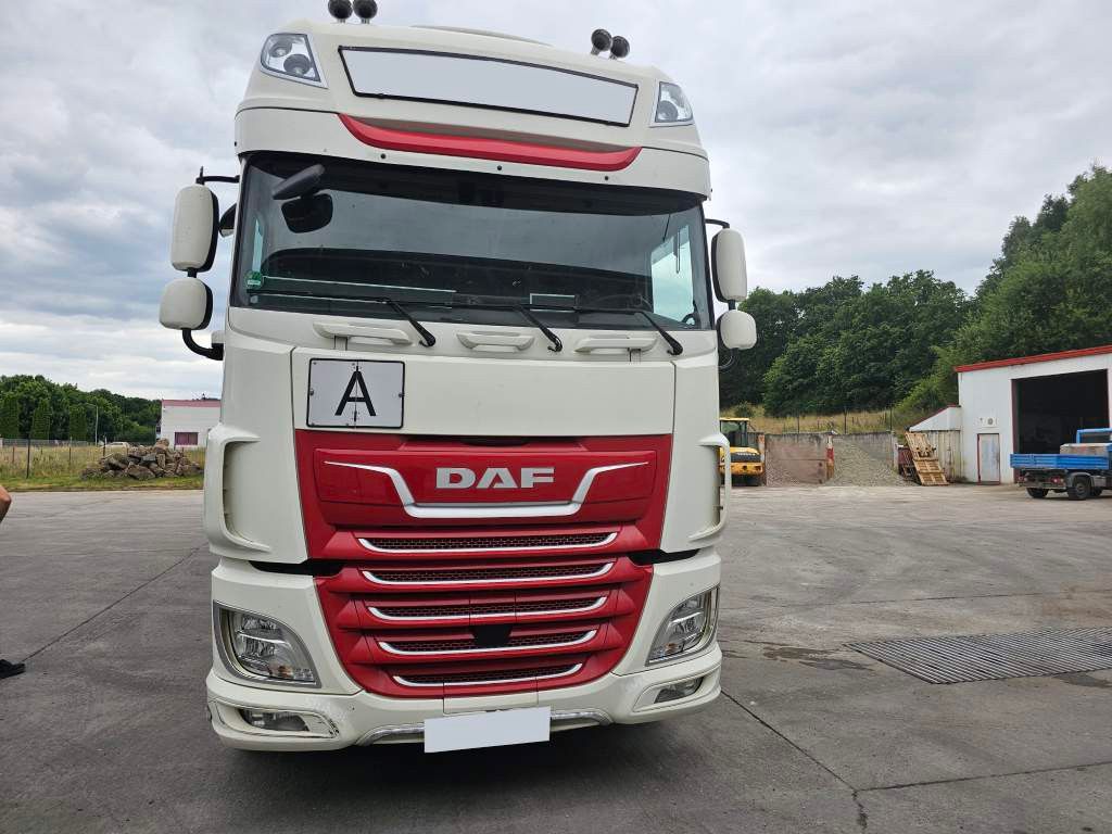 Fahrzeugabbildung DAF XF 530 SSC, Kipphydraulik, ZF Intarder