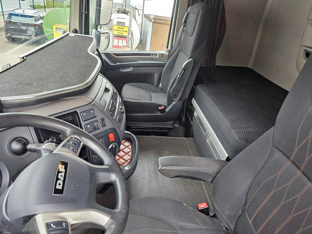 Fahrzeugabbildung DAF XF 530 SSC, Kipphydraulik, ZF Intarder