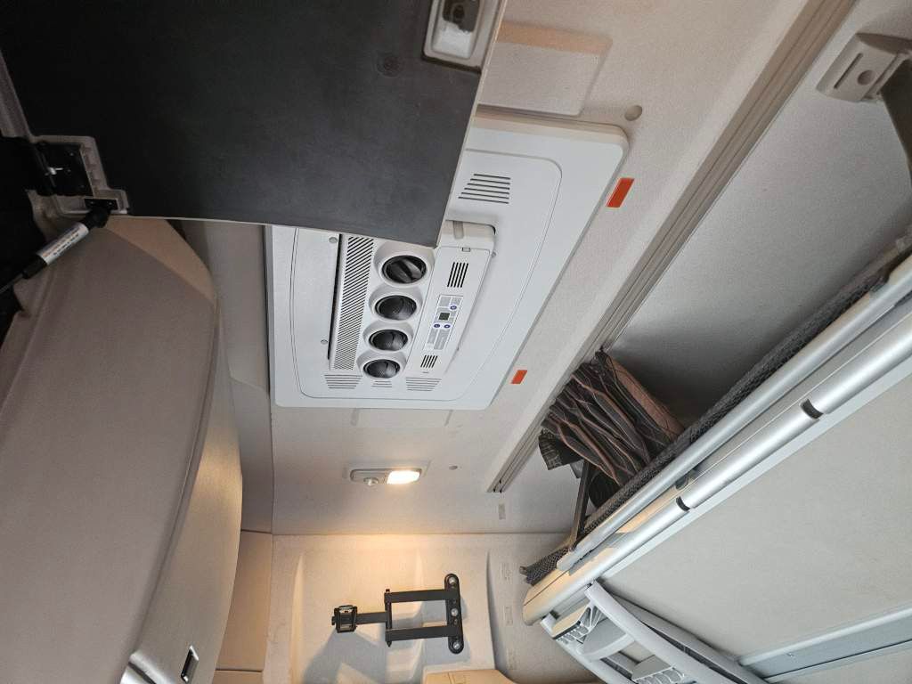 Fahrzeugabbildung DAF XF 530 SSC, Kipphydraulik, ZF Intarder