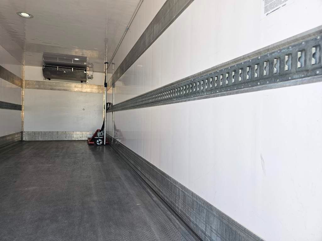 Fahrzeugabbildung DAF LF260 FA Tiefkühler, Lamberet, LBW+Türen