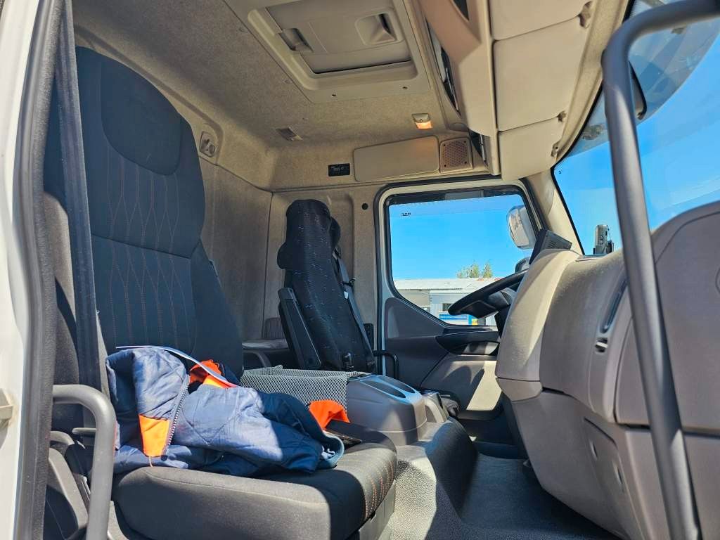 Fahrzeugabbildung DAF LF260 FA Tiefkühler, Lamberet, LBW+Türen