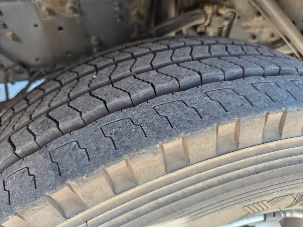 Fahrzeugabbildung DAF LF260 FA Tiefkühler, Lamberet, LBW+Türen