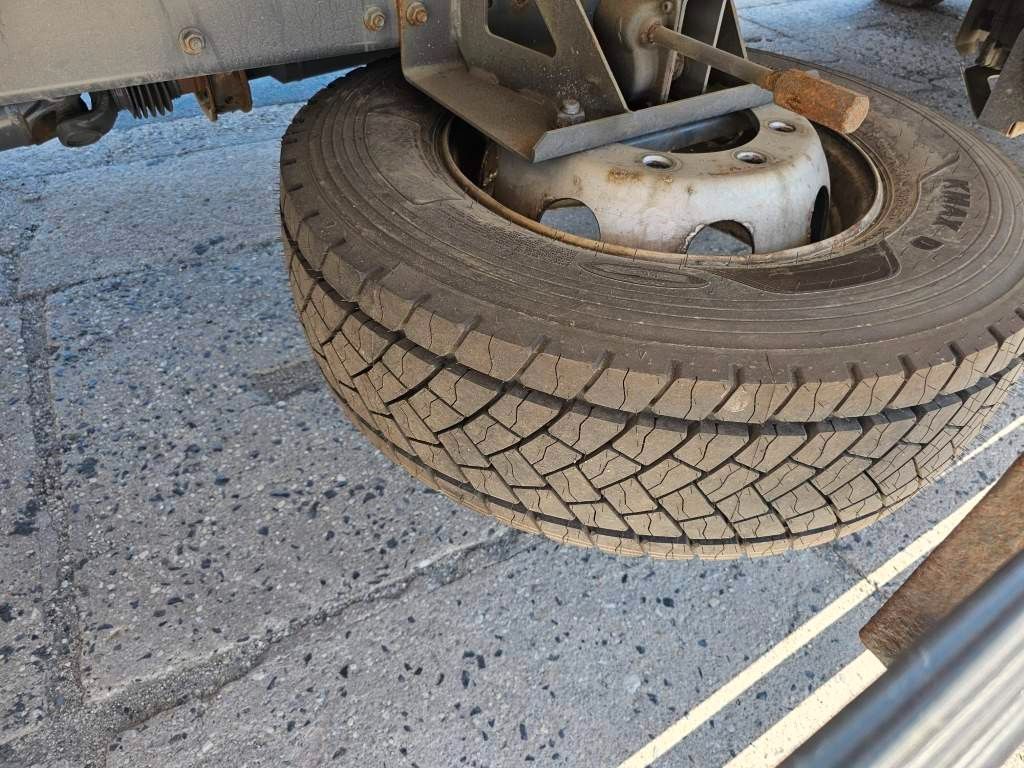 Fahrzeugabbildung DAF LF260 FA Tiefkühler, Lamberet, LBW+Türen