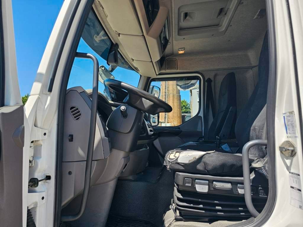 Fahrzeugabbildung DAF LF 260 FA, Tiefkühler, Lamberet, LBW+Türen