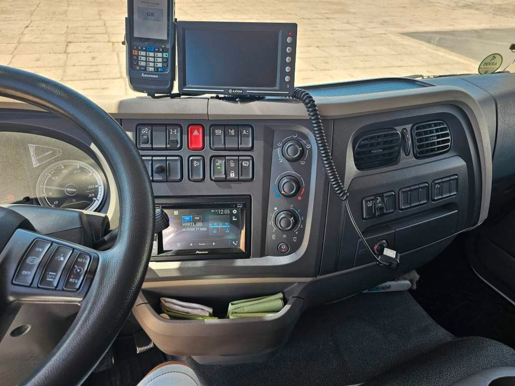 Fahrzeugabbildung DAF LF 260 FA, Tiefkühler, Lamberet, LBW+Türen