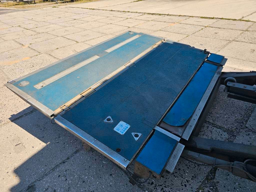 Fahrzeugabbildung DAF LF260 FA Tiefkühler mit LBW+Türen