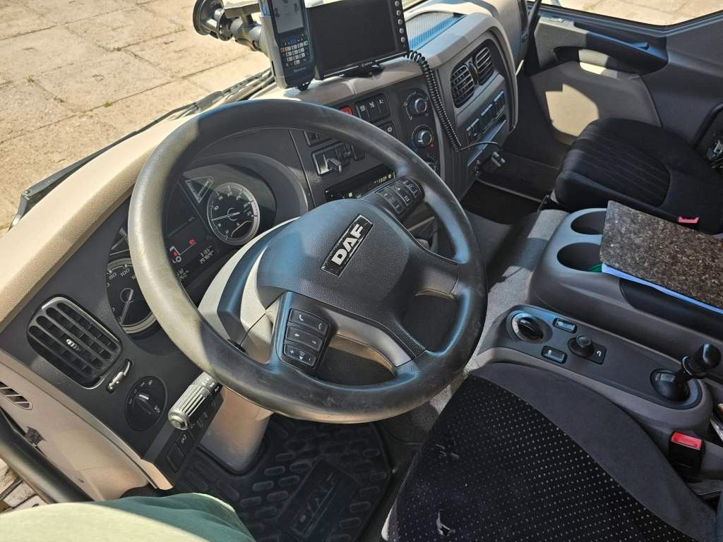 Fahrzeugabbildung DAF LF260 FA Tiefkühler mit LBW+Türen