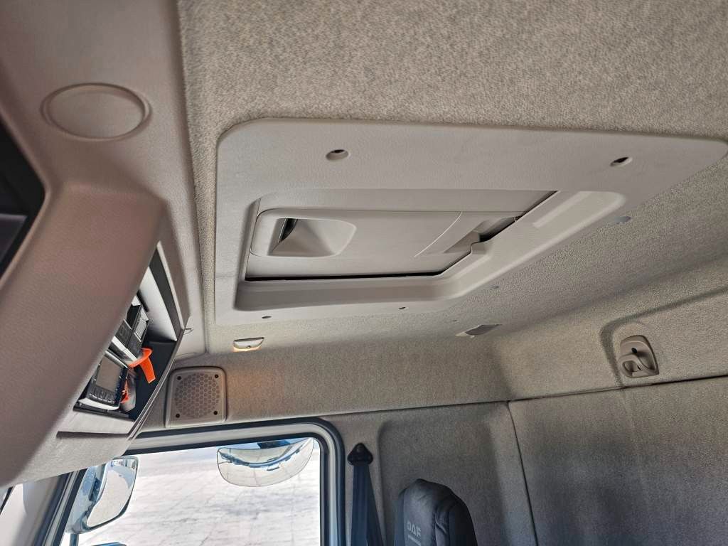 Fahrzeugabbildung DAF LF260 FA Tiefkühler mit LBW+Türen