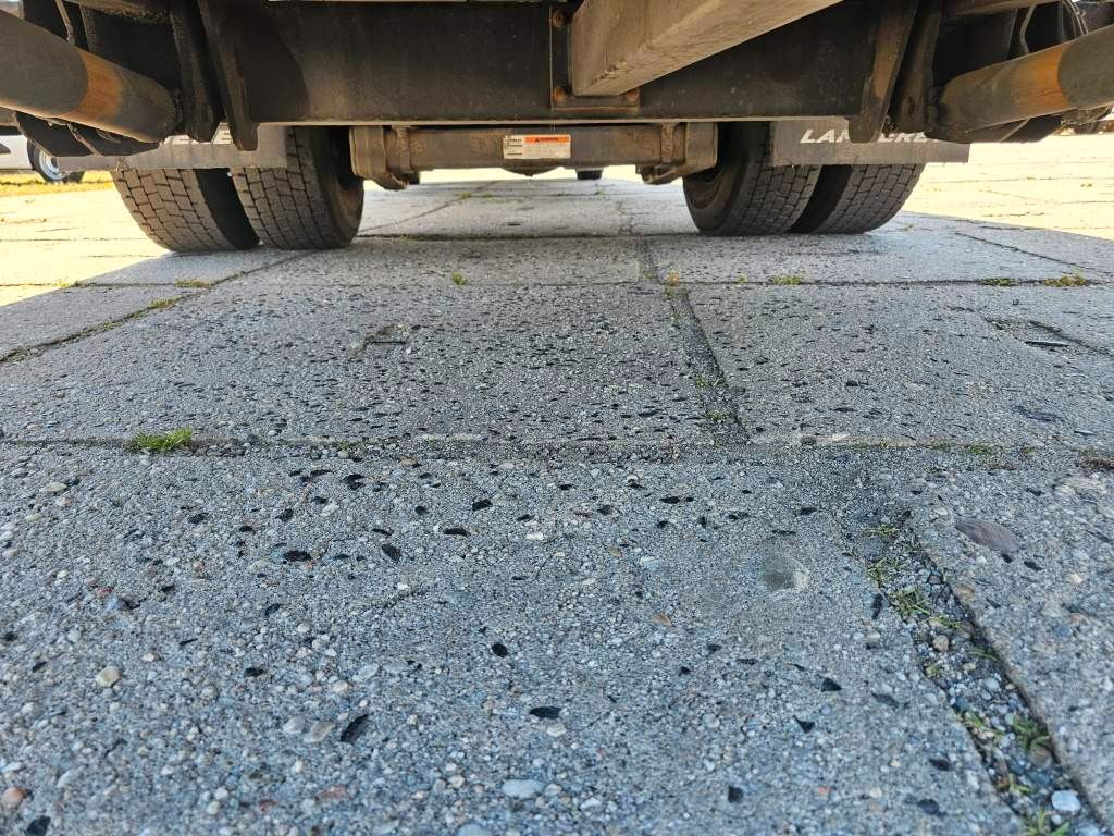 Fahrzeugabbildung DAF LF260 FA Tiefkühler mit LBW+Türen