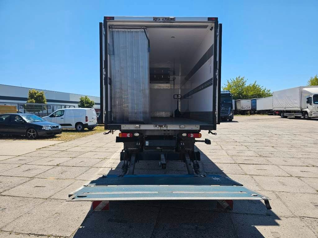 Fahrzeugabbildung DAF LF260 FA Tiefkühler mit LBW+Türen