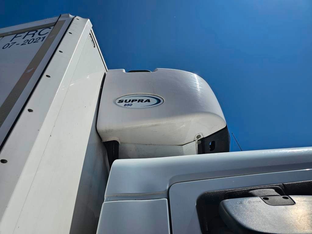 Fahrzeugabbildung DAF LF 220 Tiefkühler, LBW + Türen, Handschalter