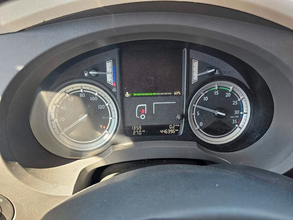 Fahrzeugabbildung DAF LF 220 Tiefkühler, LBW + Türen, Handschalter