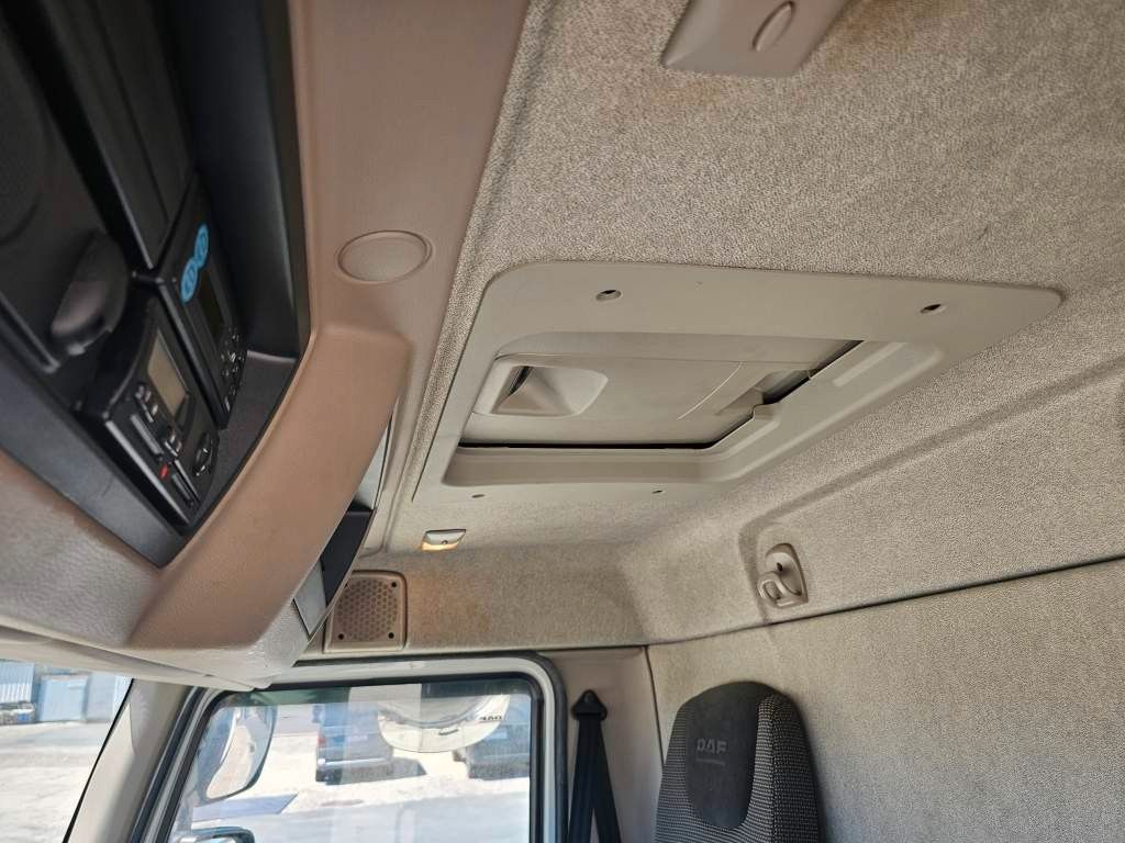 Fahrzeugabbildung DAF LF 220 Tiefkühler, LBW + Türen, Handschalter