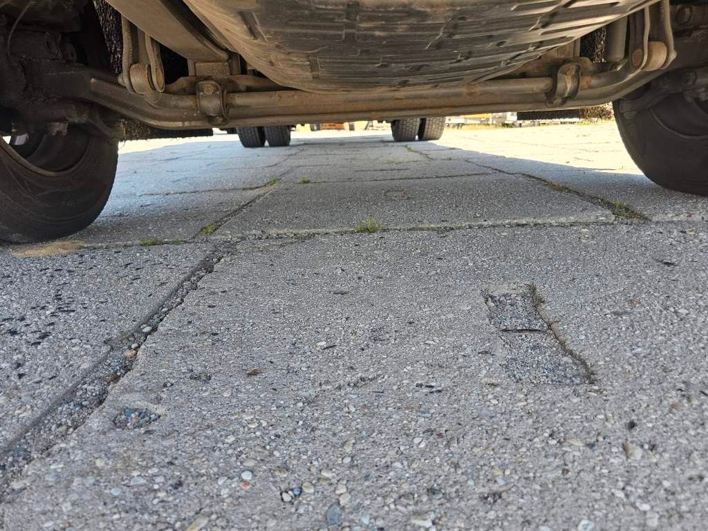 Fahrzeugabbildung Mercedes-Benz 1524 Tiefkühler mit Türen + Ladebordwand