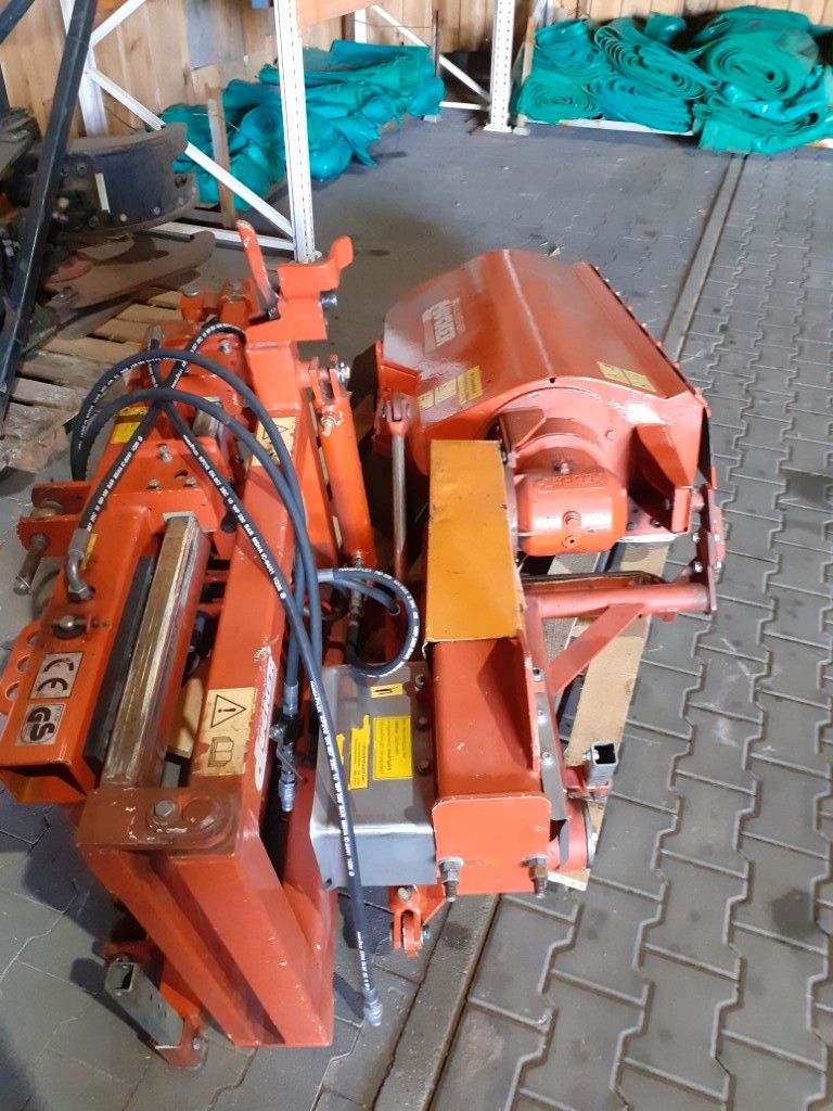 Fahrzeugabbildung Dücker Mähwerk USM 13