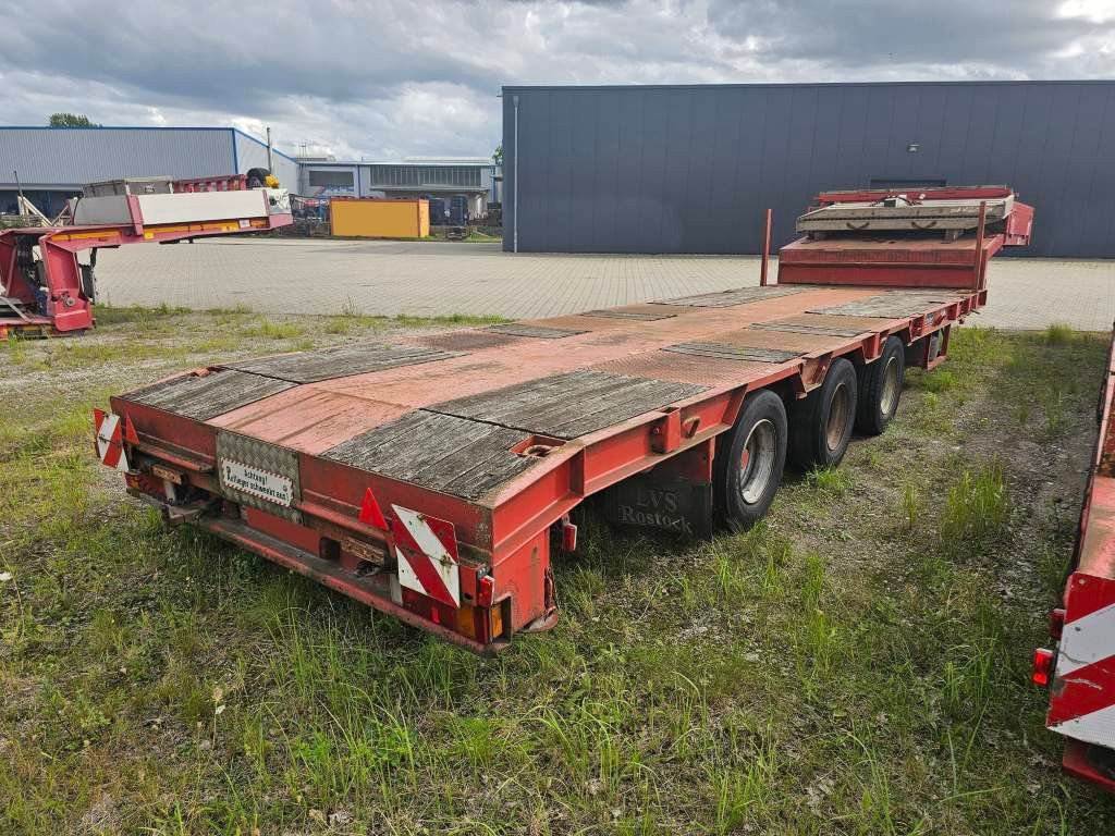 Fahrzeugabbildung Goldhofer Teleskop-Tieflader bis 18.300 mm,  STN-L3-38/80