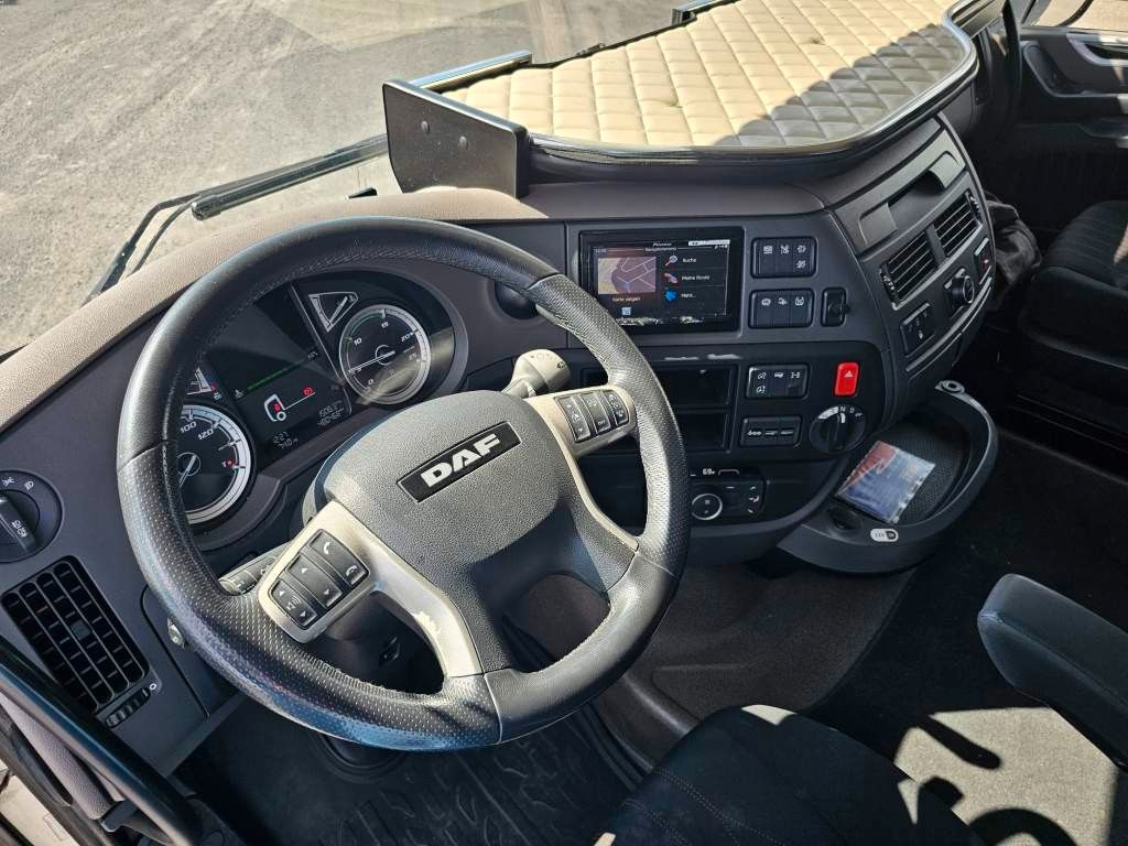 Fahrzeugabbildung DAF XF 450 SSC, Nebenabtrieb