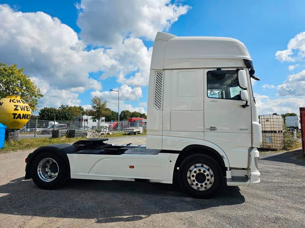 Fahrzeugabbildung DAF XF 450 SSC, Nebenabtrieb