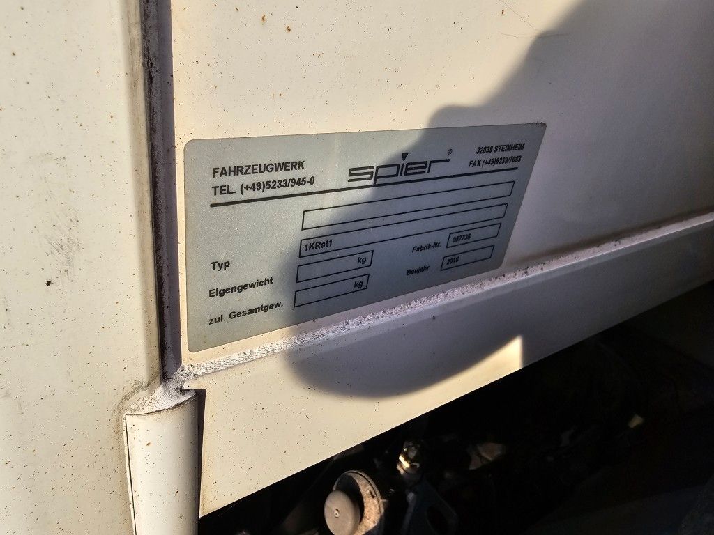 Fahrzeugabbildung Iveco 75E210 Koffer mit Ladebordwand, 6 Gang manuell