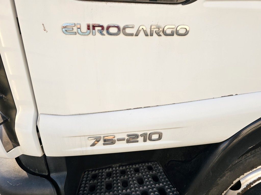 Fahrzeugabbildung Iveco 75E210 Koffer mit Ladebordwand, 6 Gang manuell