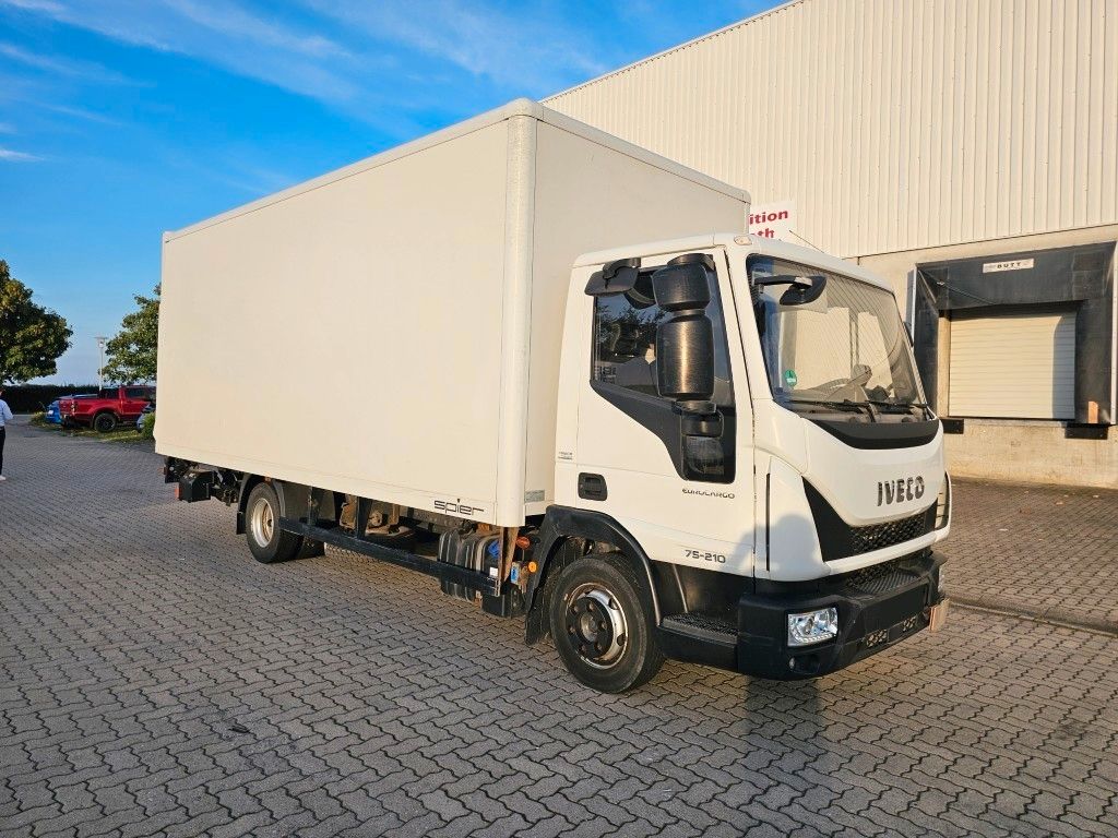 Fahrzeugabbildung Iveco 75E210 Koffer mit Ladebordwand, 6 Gang manuell