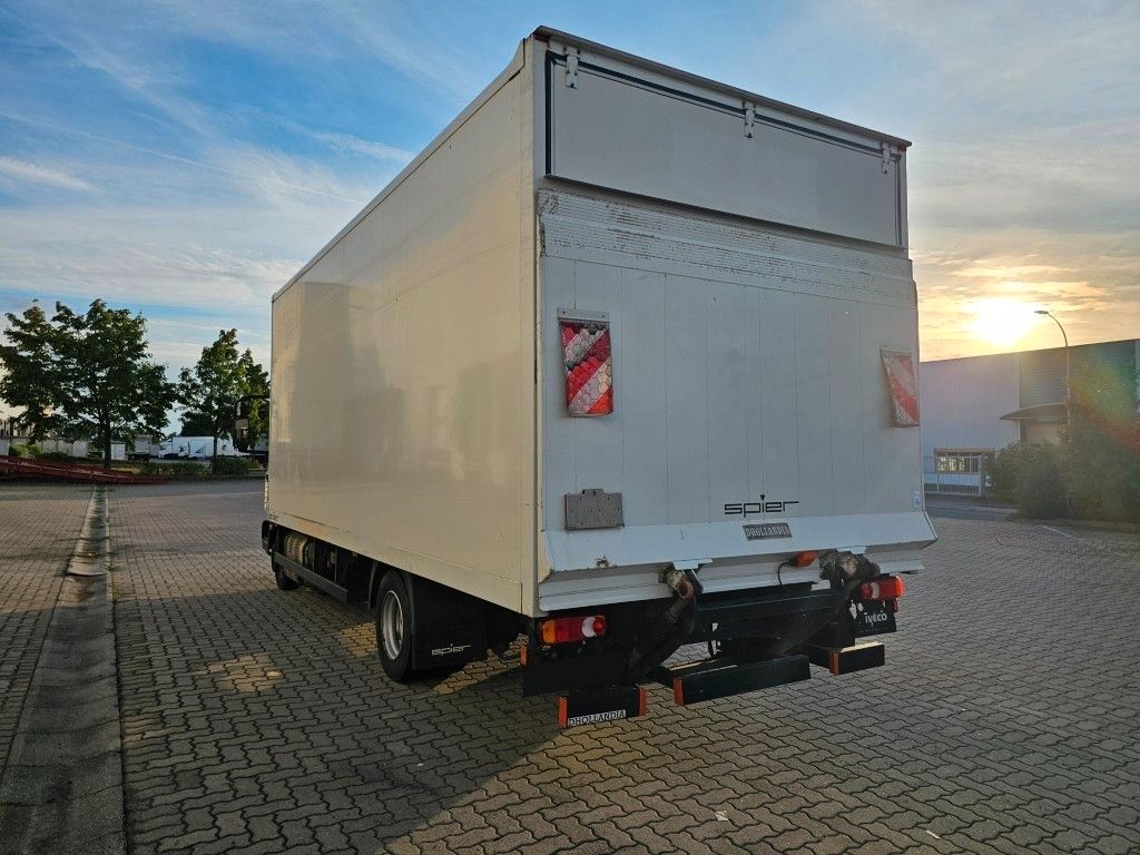 Fahrzeugabbildung Iveco 75E210 Koffer mit Ladebordwand, 6 Gang manuell