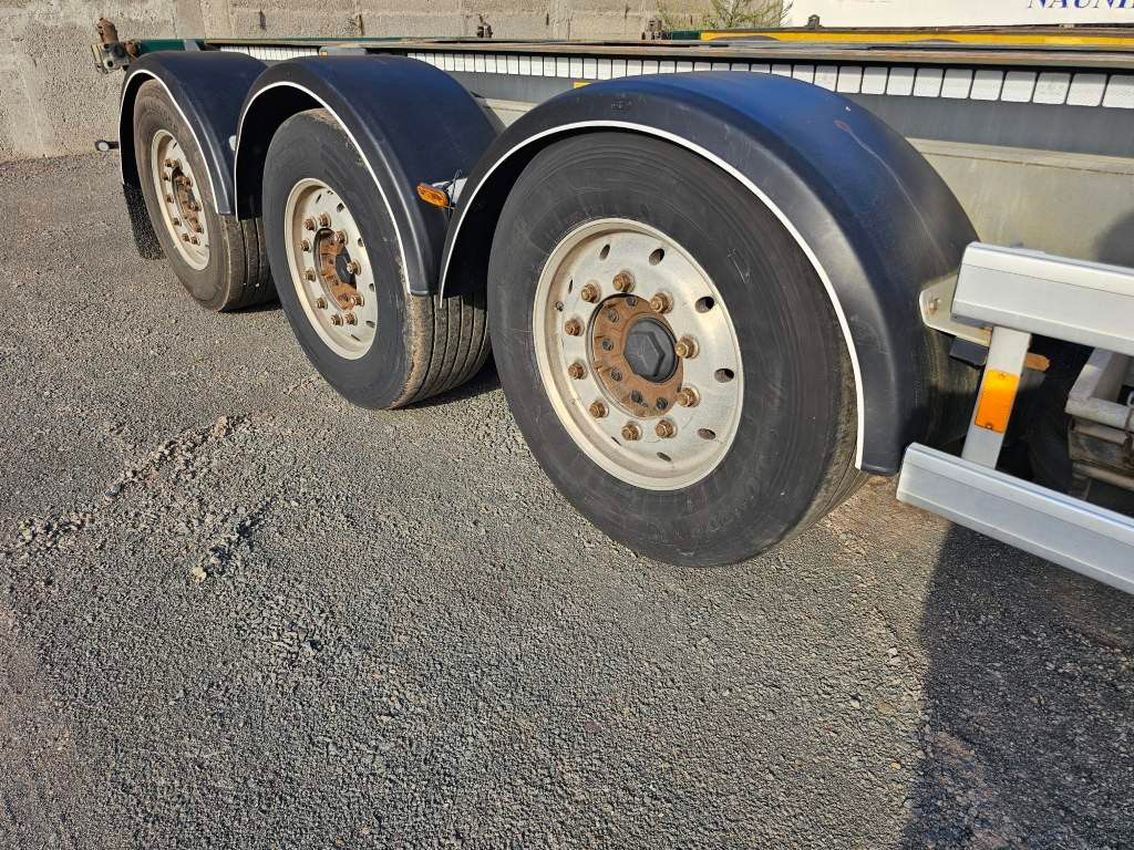 Fahrzeugabbildung Vanhool Vario Containerchassis Mittel- und Heckausschub