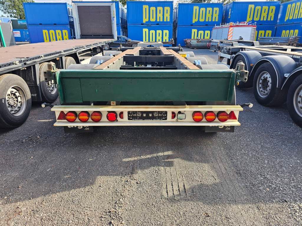 Fahrzeugabbildung Andere M&V 20,30,40,45 Cont Chassis, Lift 2 x Ausschub