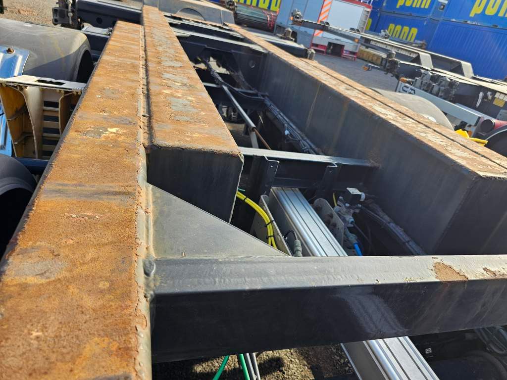 Fahrzeugabbildung Andere M&V 20,30,40,45 Cont Chassis, Lift 2 x Ausschub