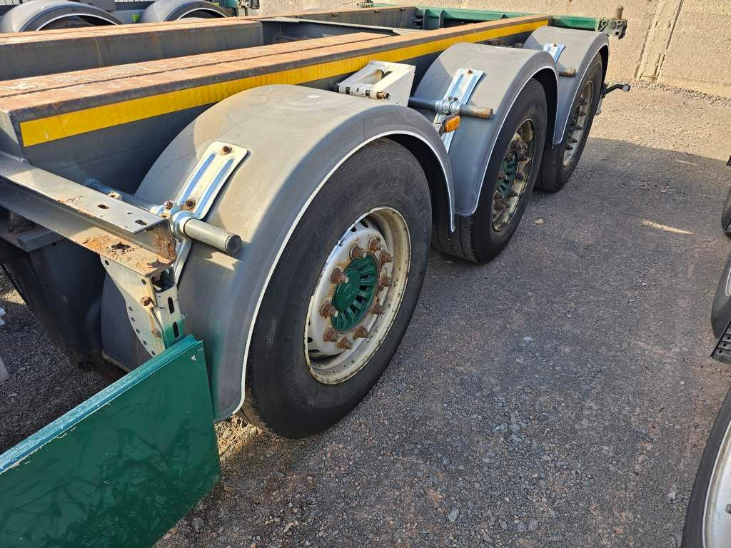 Fahrzeugabbildung Andere M&V 20,30,40,45 Cont Chassis, Lift 2 x Ausschub