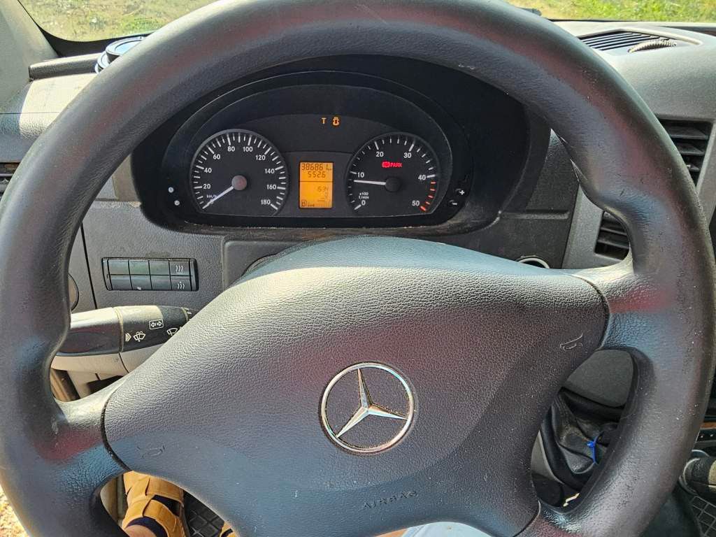Fahrzeugabbildung Mercedes-Benz 313 Sprinter 4x4 Allrad zuschaltbar + untersetzt