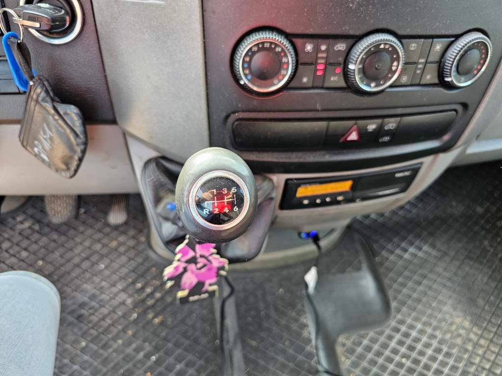 Fahrzeugabbildung Mercedes-Benz 313 Sprinter 4x4 Allrad zuschaltbar + untersetzt