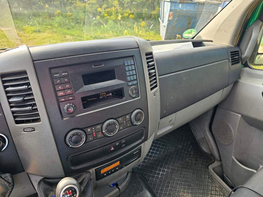 Fahrzeugabbildung Mercedes-Benz 313 Sprinter 4x4 Allrad zuschaltbar + untersetzt